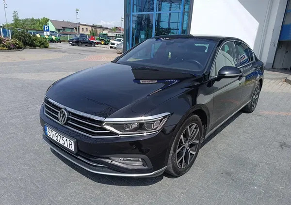 volkswagen passat szczytno Volkswagen Passat cena 124900 przebieg: 130905, rok produkcji 2020 z Szczytno